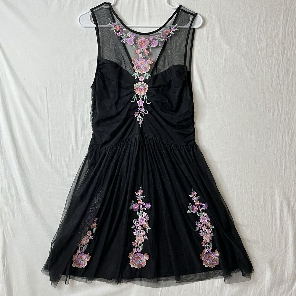 Express Mini Dress Black lacy with colorful embroidered flowers Sz 14 Gyaru Y2k